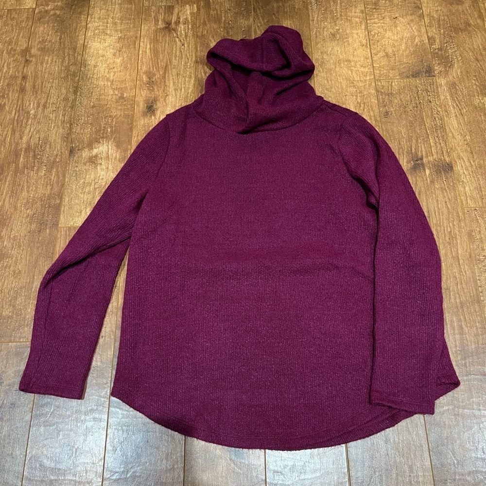 Women's Burgundy Hooded Sweater